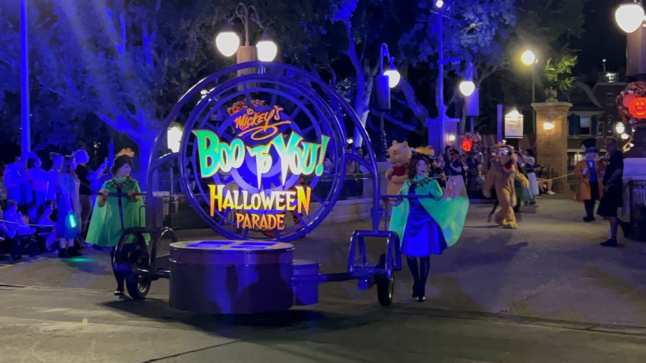 Boo to You Parade - Disney World's Mickey's Not So Scary Halloween party