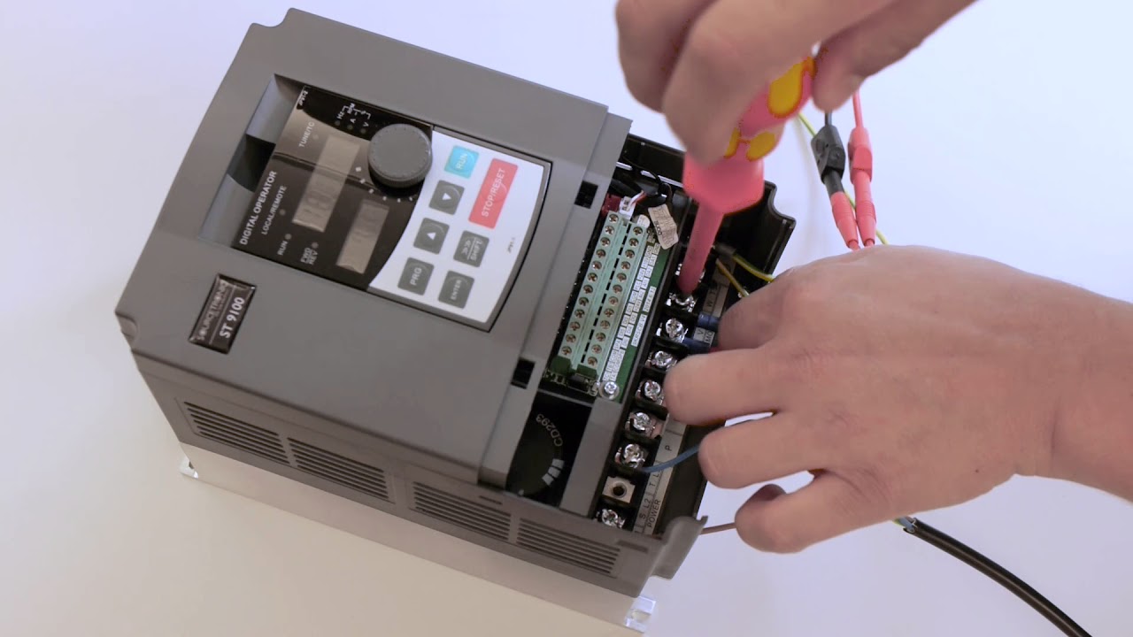 Sourcetronic Frequency Inverter Quick-Start