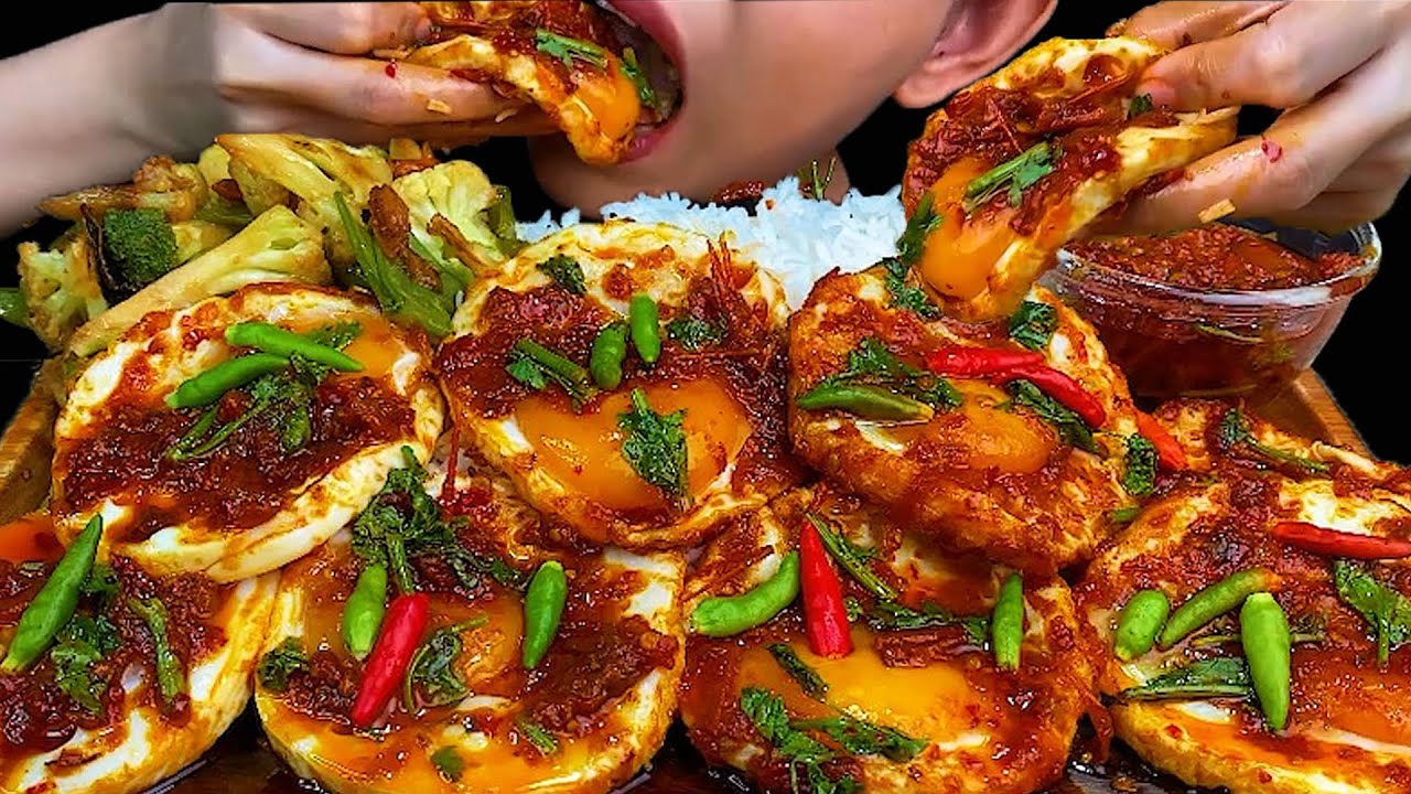 MUKBANG EATING||SPICY FRIED EGG TOMATO CURRY, STIR FRIED  VEGETABLES