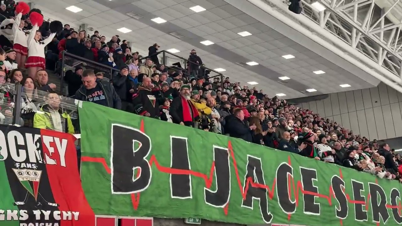 Drugi mecz ćwierćfinałowy GKS Tychy - STS Sanok.