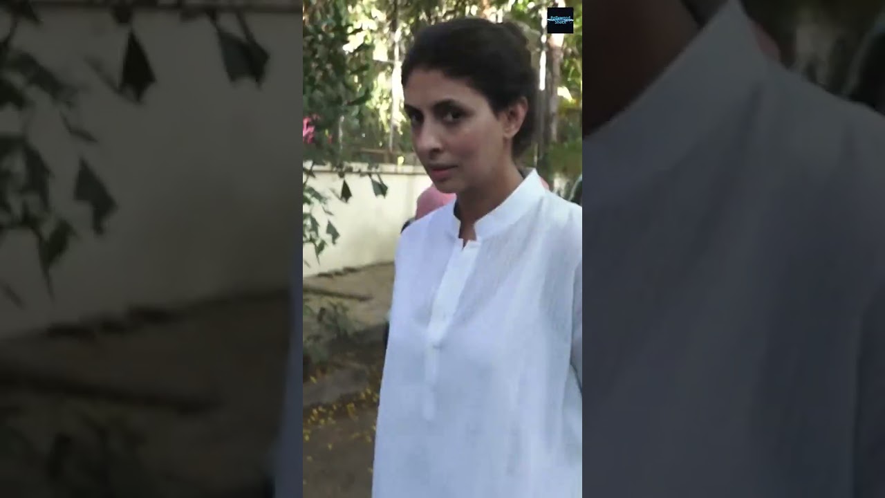 Jaya Bachchan IGNORES Kareena kapoor And Saif Ali Khan At Pam Chopra FuneraI