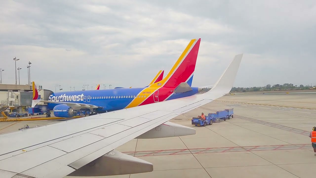 Southwest Airlines | Boeing 737-700 | San Diego to Sacramento