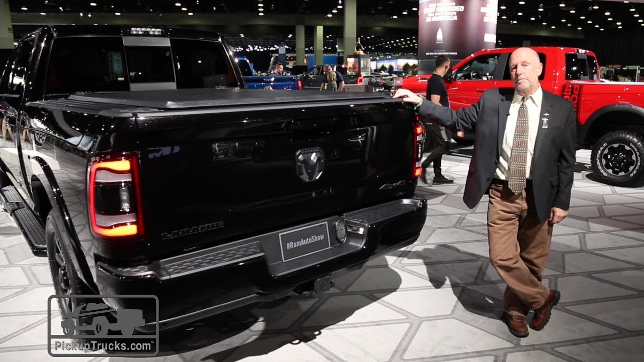 2019 Ram 2500 Laramie Black: Walkaround &mdash; PickupTrucks.com