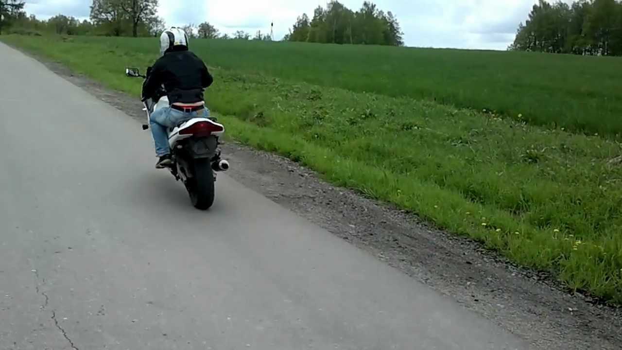 Suzuki RF400