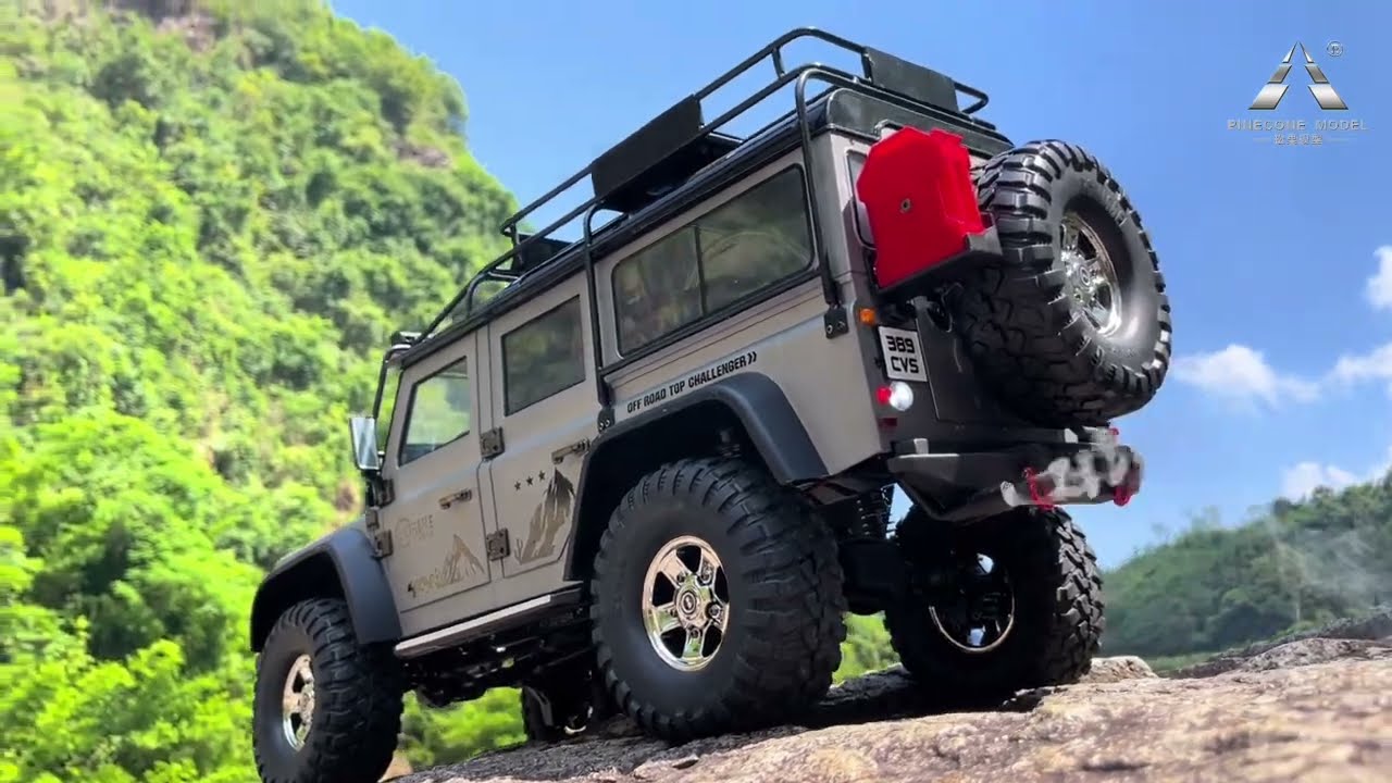 It is an RC off-road climbing vehicle and can also be used as a model alloy P411.