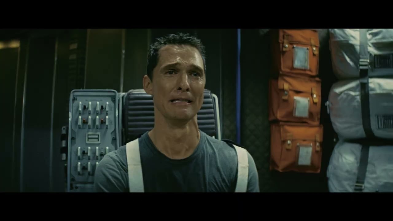 A Father Travels Into a Black Hole to Save Humanity… But Loses 23 Years of His Daughter’s Life