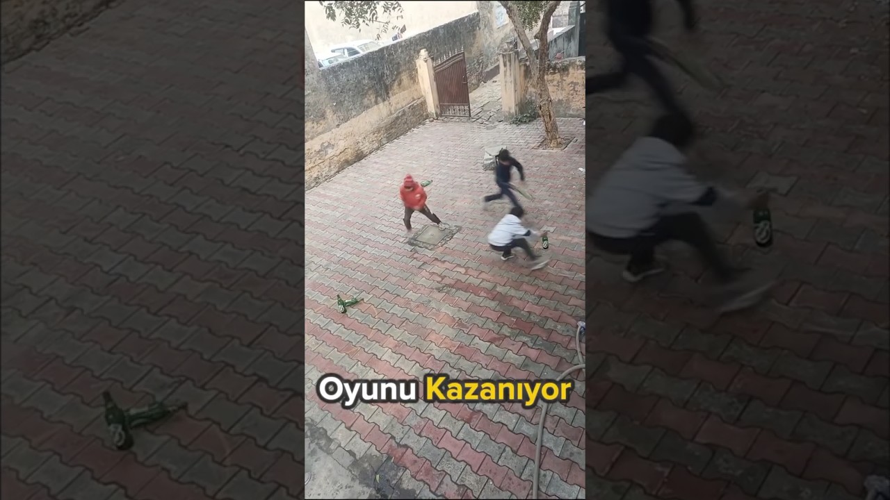 İlginç Üç Şişe Topla Oyunu 