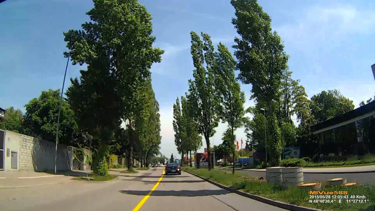 D: Stadt Ingolstadt. Fahrt zum Ingolstadt Village Outlet. Mai 2015