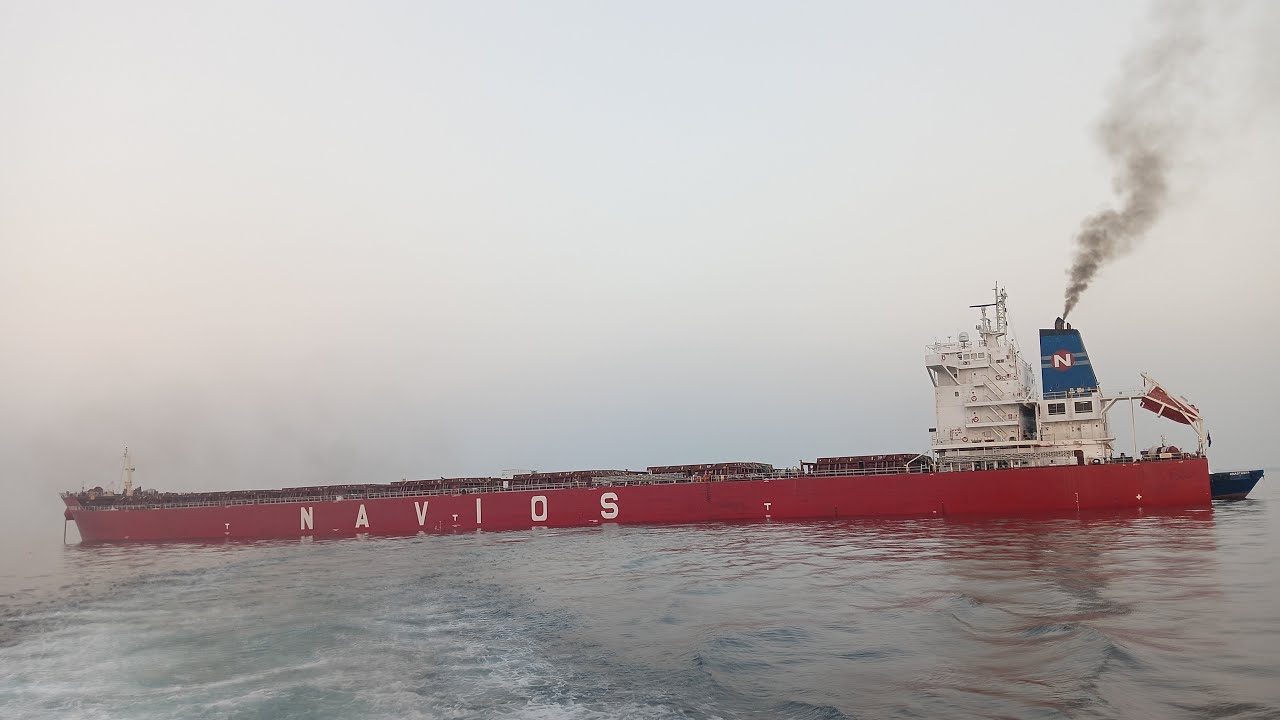 ship Above water cleaning Sea man life vlog videos