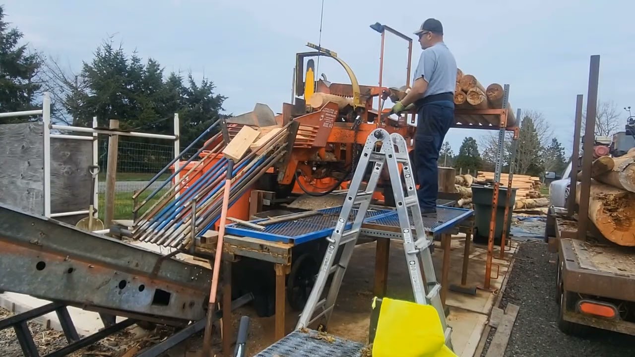 Blockbuster 14-12 Firewood Processor Finally On Stilts (Makes For Easy Clean-up)