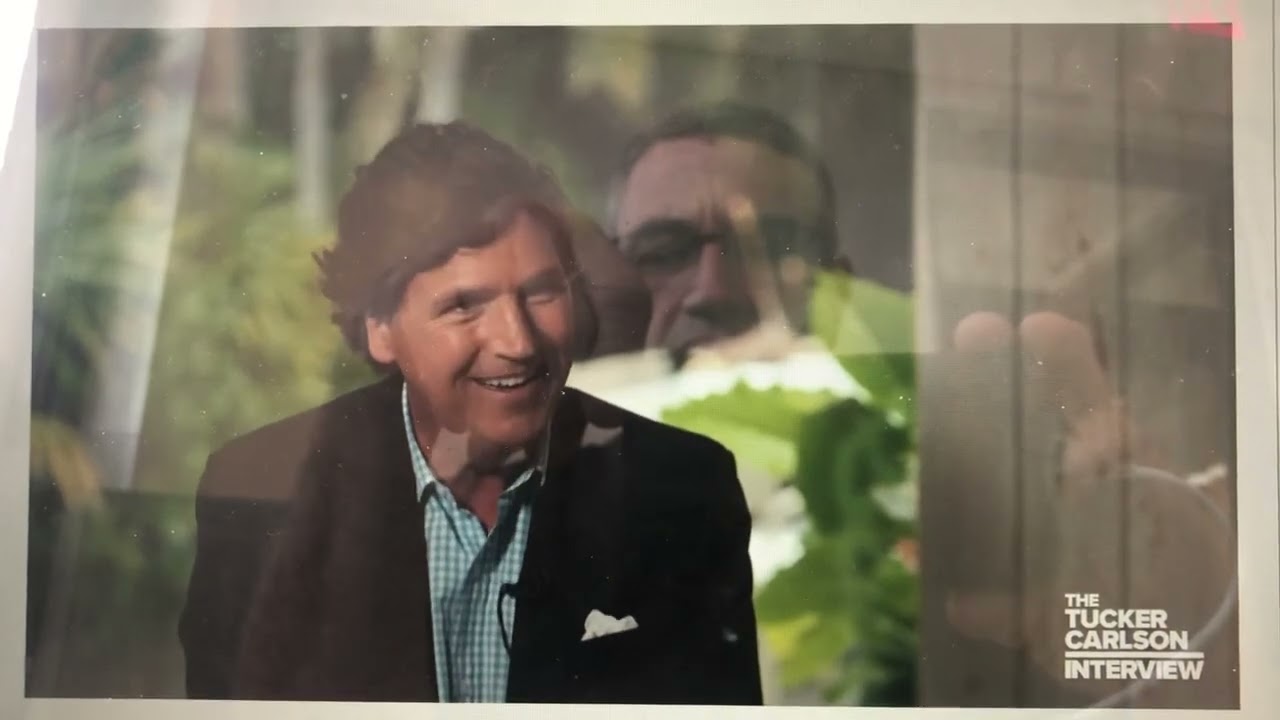 Tucker Carlson & Chris Cuomo - Architecture