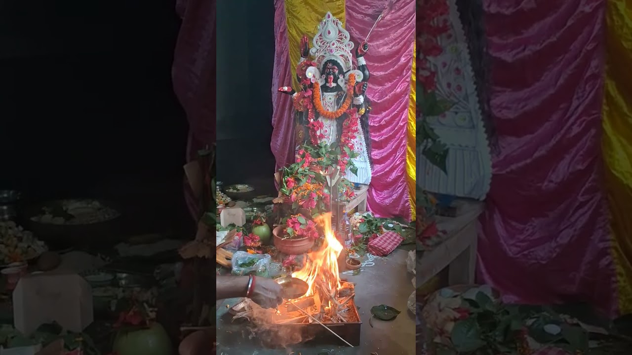 বাড়ির কালীপুজো  🙏🙏❤️❤️#blogger#song#sorld#shortsfeed