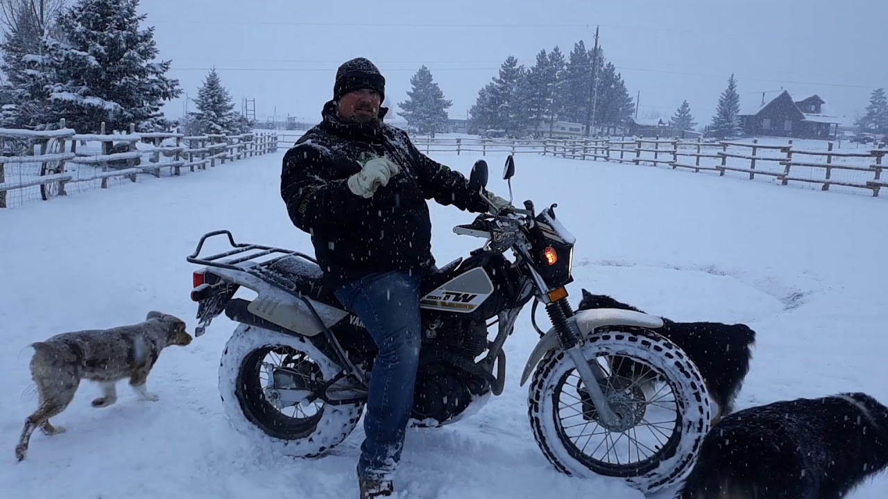 TW200 Yamaha tire pressure snow test!