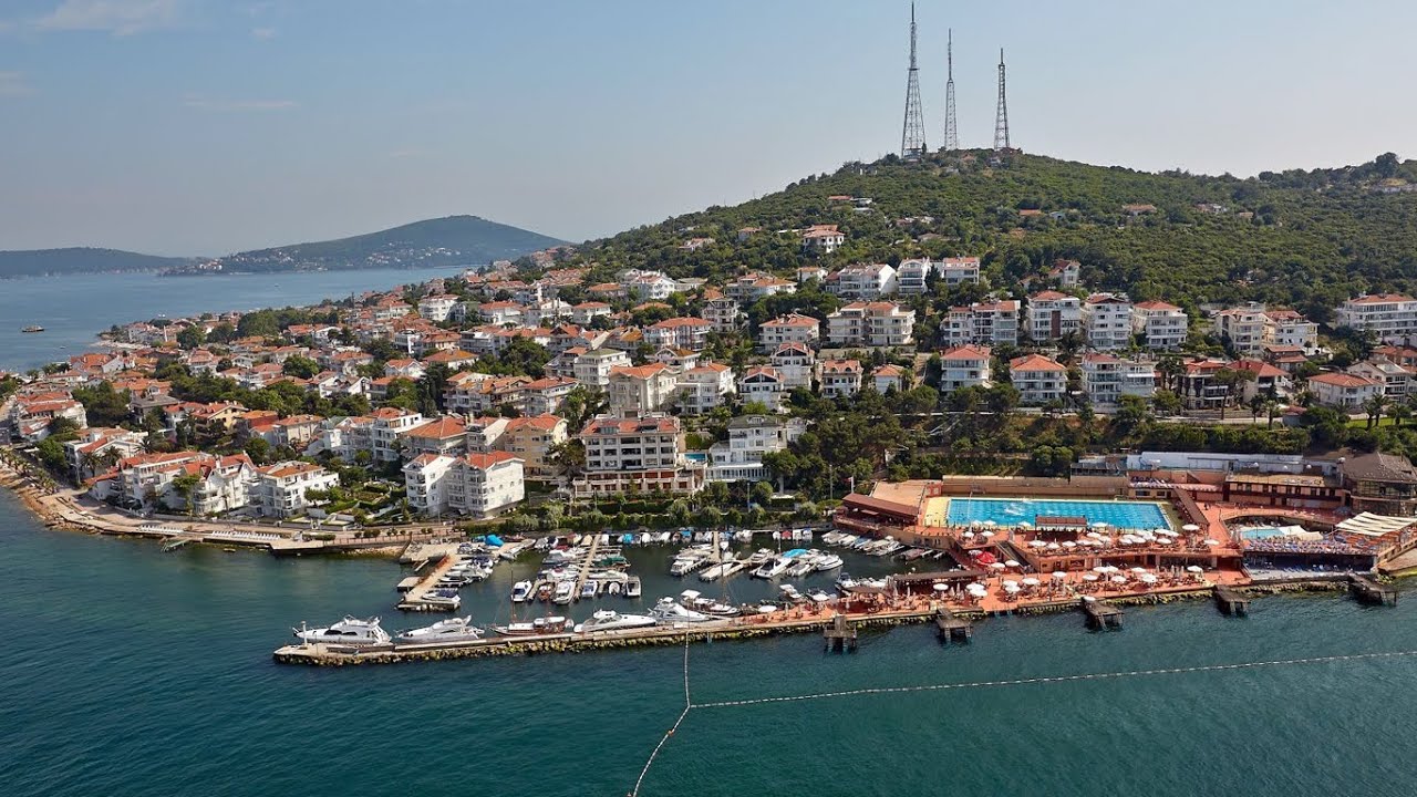 Kınalı Ada