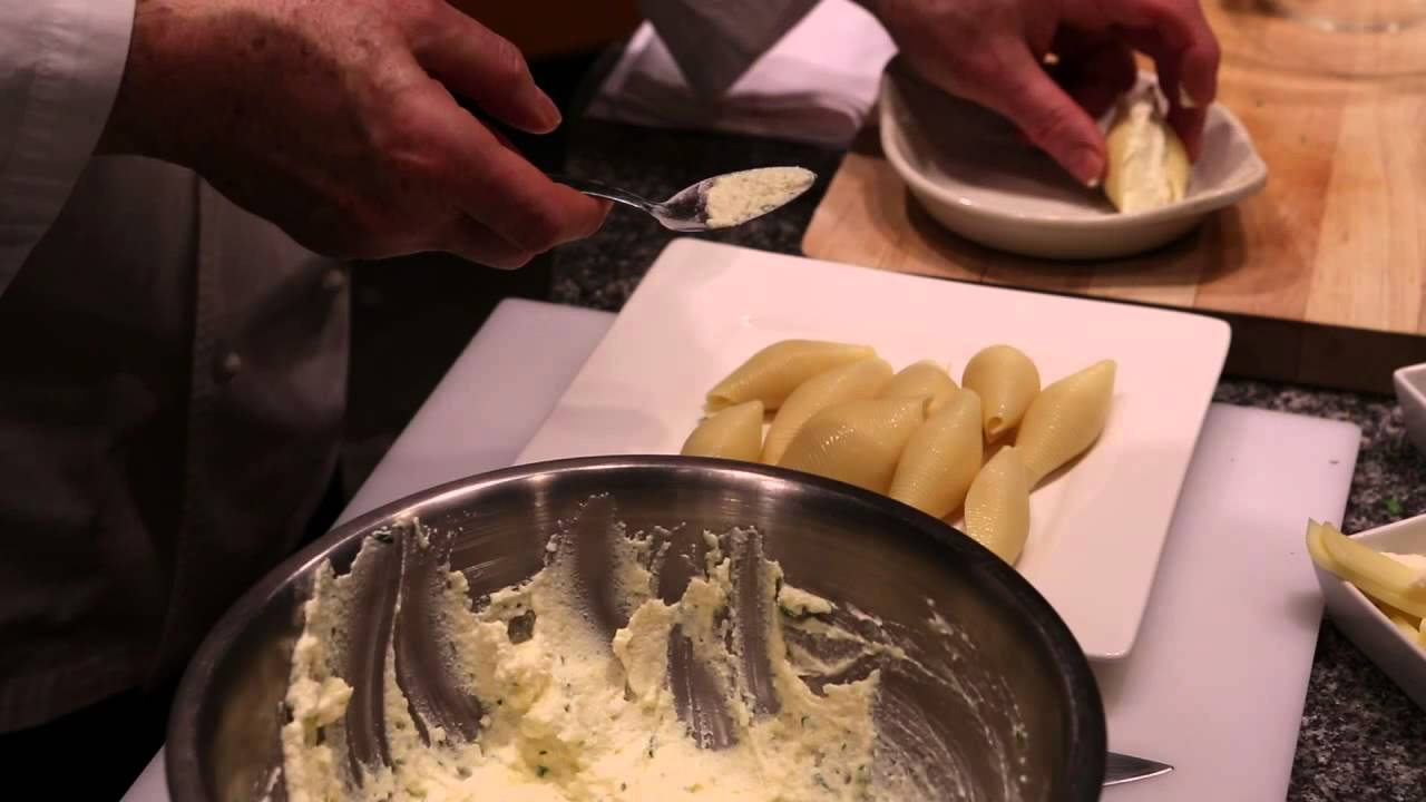 Creamy, Ricotta Stuffed Shell Filling  eHow