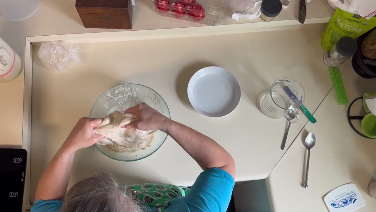 How to make sourdough bread part 6 stretch and fold