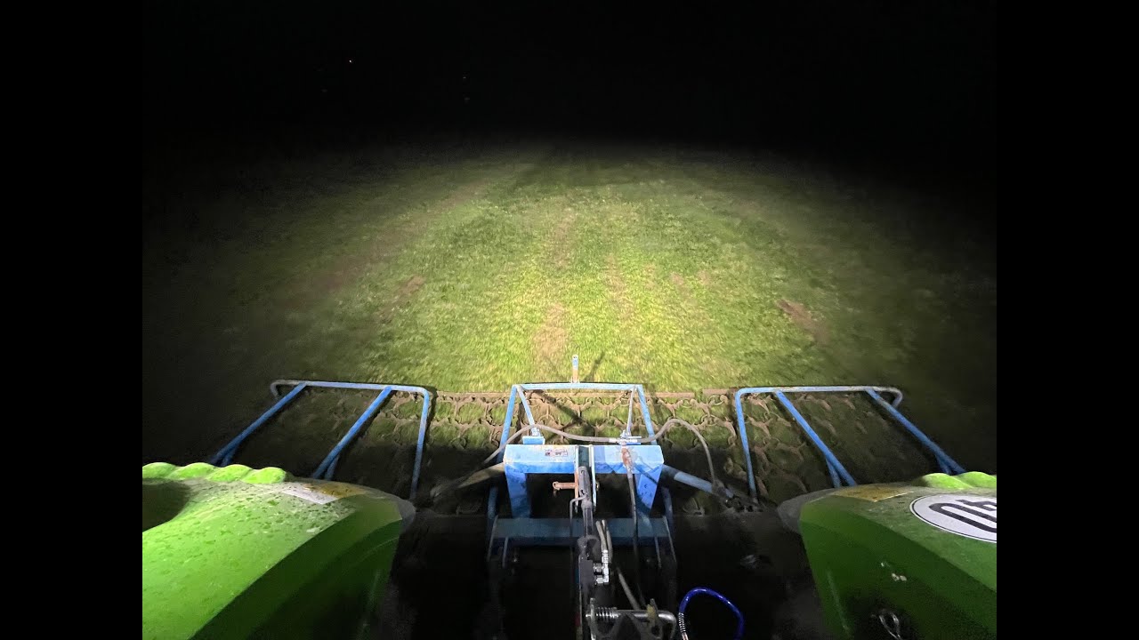 Den Maulwurfshaufen an den Kragen / Grünlandpflege / Wiese schleppen #V34