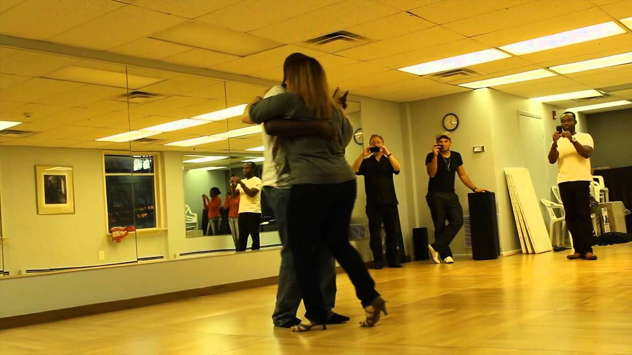 Kizomba Class Demo (Irene + Oscar B.A.) 11/12/2011