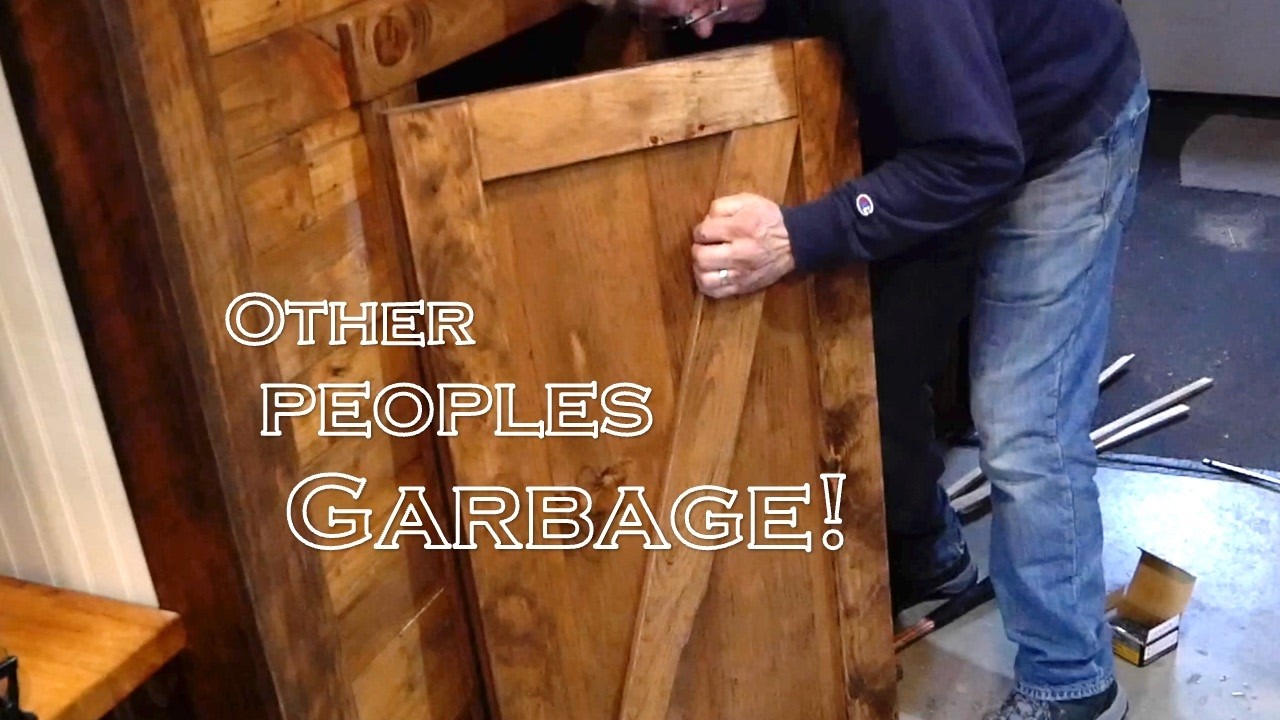Sustainable Off-Grid Living - Giving OLD Wood NEW Purpose!