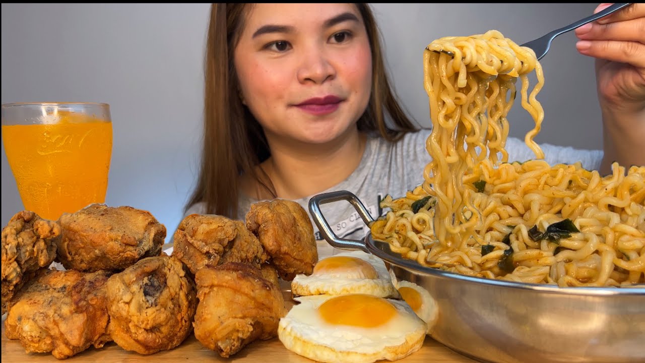 FRIED CHICKEN + NEOGURI RAMYUN with EGG | MUKBANG ASMR | MUKBANG PHILIPPINES | MAYCY EATS