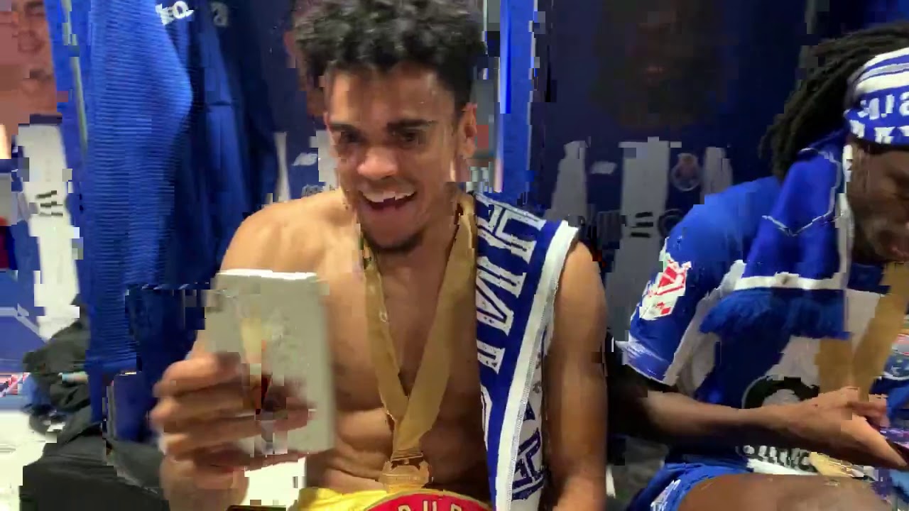 Taça de Portugal 2019/20: Festa do FC Porto no balneário