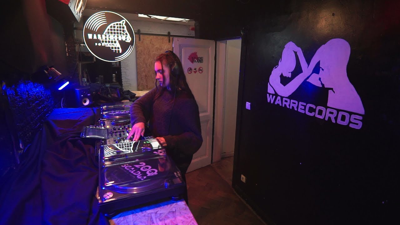 LILLIE SUE ~ Week 7 (February 11, 2026) / Warradio