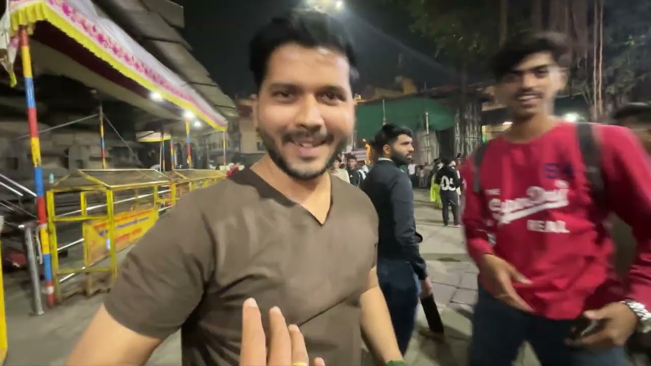 Palkhi sohla aani poransobat keli thodi masti 😍