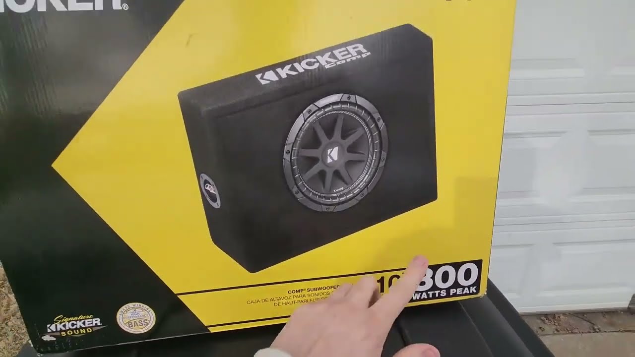 Обзор сабвуфера KICKER 43TC104 Comp 10 в корпусе с тонким профилем