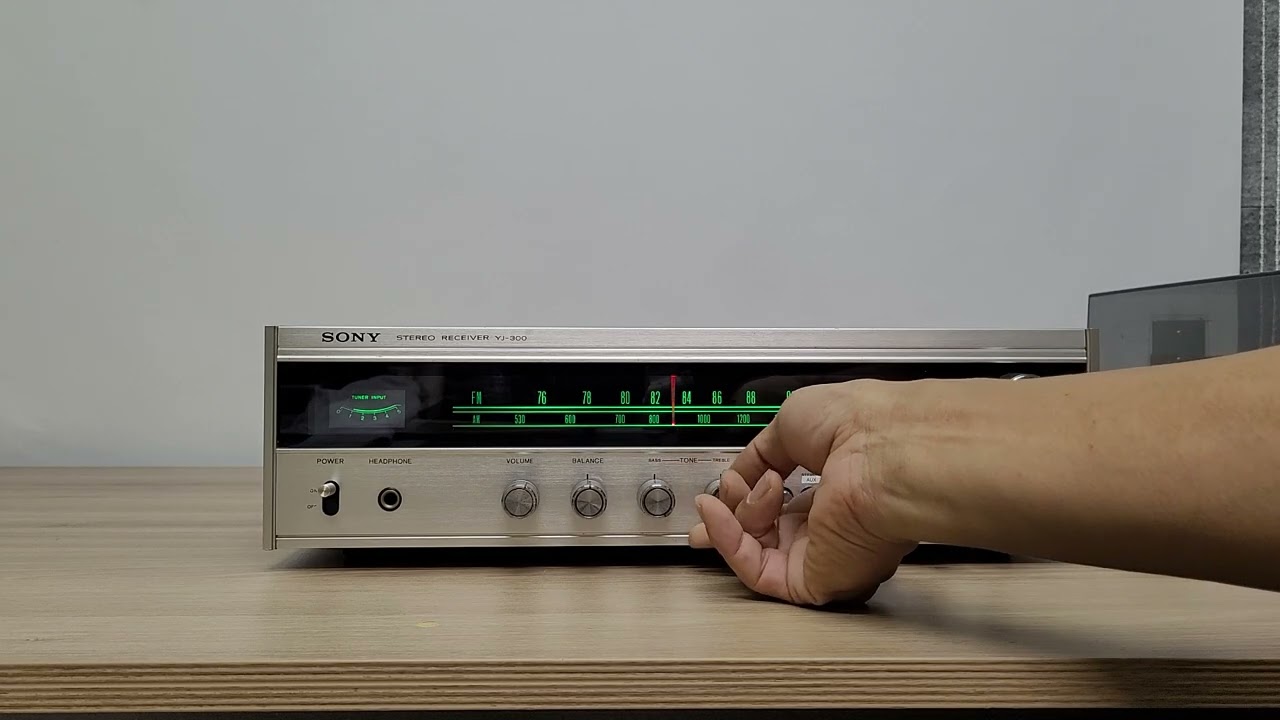 SONY FM Receiver YJ-300 (1975년)