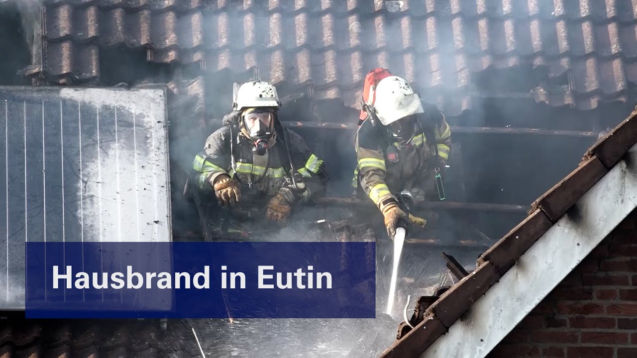 Gro&szlig;brand in Eutin: Einfamilienhaus zerst&ouml;rt