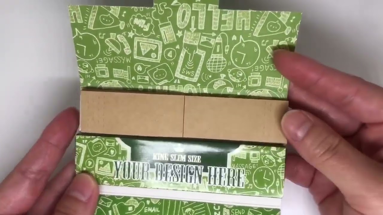 King Size Rolling Papers In Reversible Tray Enclosure With Tips
