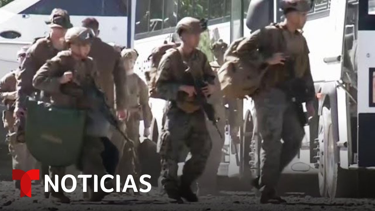 Llegan m&aacute;s tropas a Puerto Rico mientras Trump anuncia nueva fase de la lucha | Noticias Telemundo