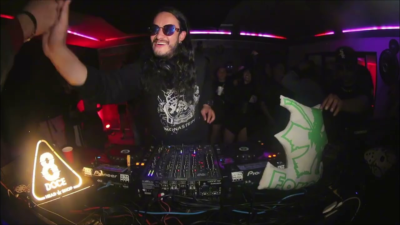 Lo+Alto N°01 / GIRAFF DJ
