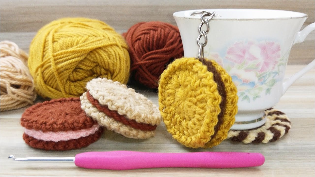 🍪🍪Crochet Biscuits | easy crochet keychain🍪🍪