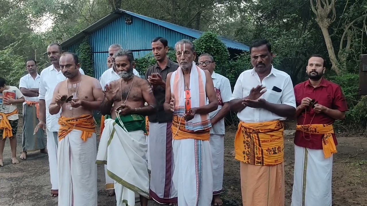 மார்கழி 30, இன்றைய முழு பதிவும் இதில் உள்ளது ஸ்ரீகோபல கிருஷ்ன் சுவாமி பஜனை மண்டலி தேவங்குடி  