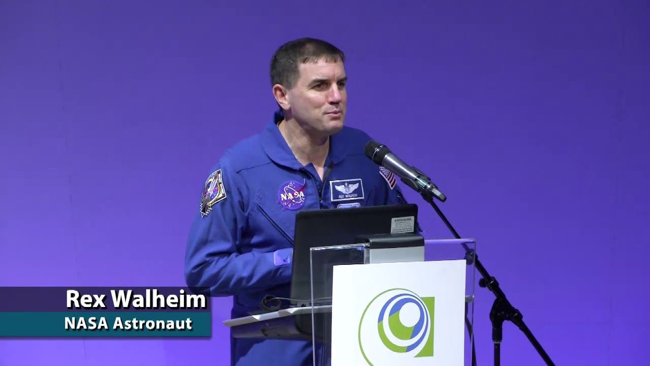 An Astronaut&rsquo;s Perspective: Life 240 Miles Above the Earth
