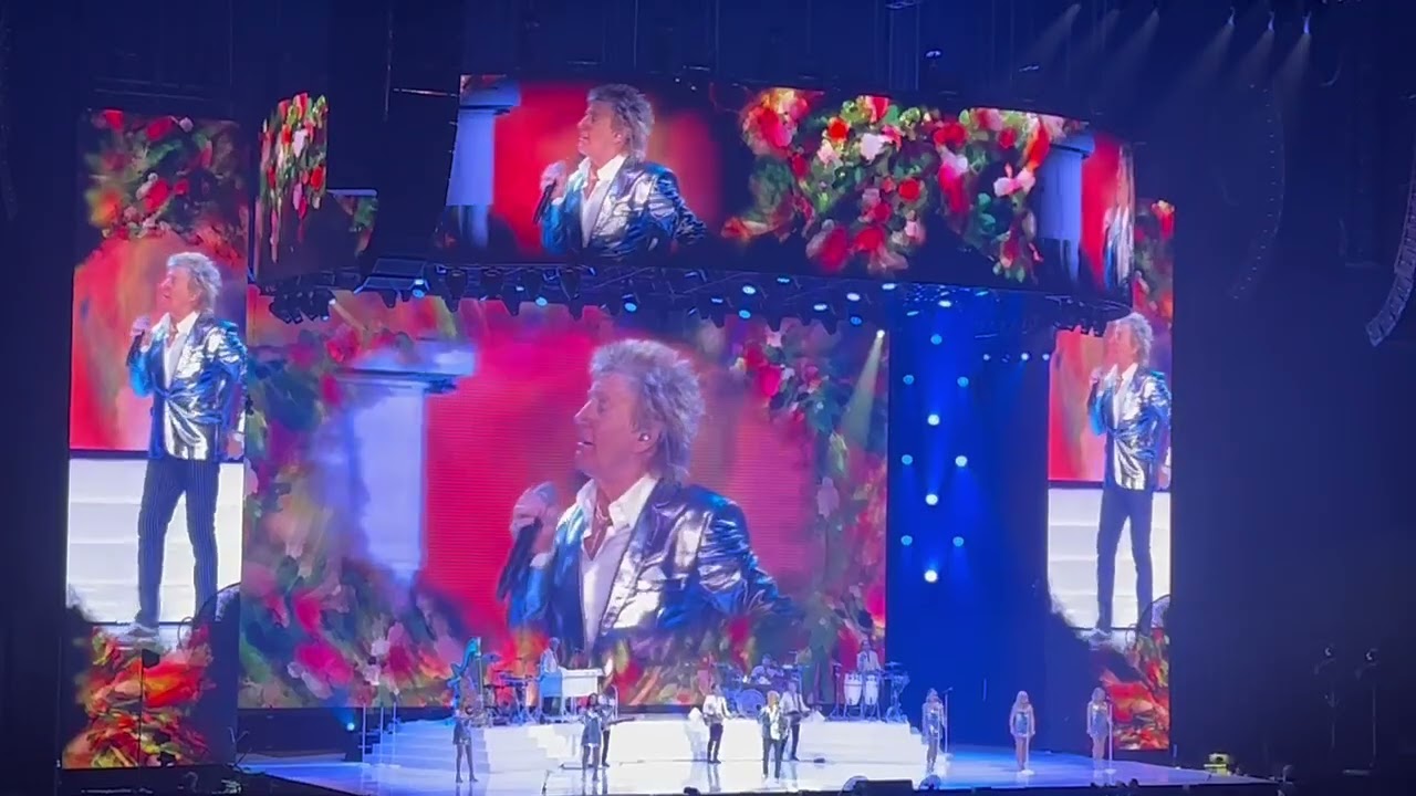 Sir Rod Stewart 06-22-2024 MVM Dome Budapest