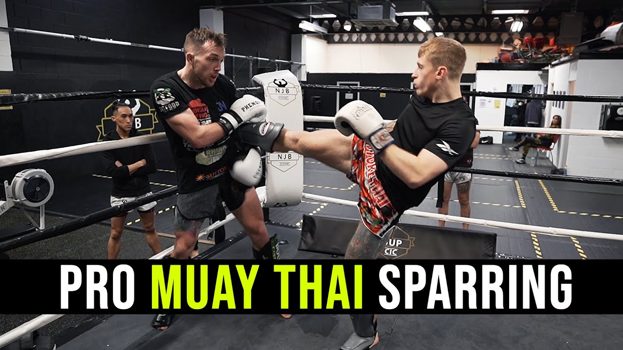 Pro Muay Thai Sparring - Siam Boxing