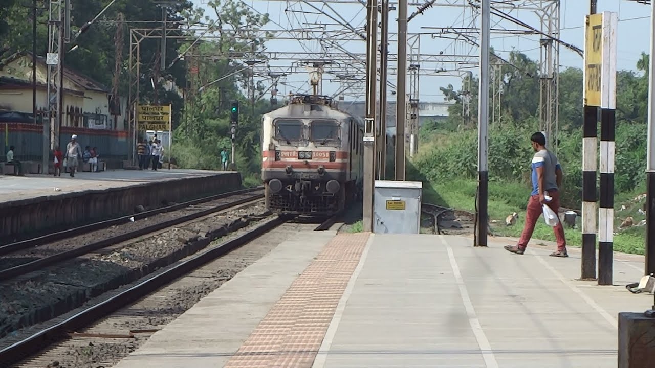 Indian Railways Music Mania : NDLS Duronto + Swaraj + TVC Rajdhani : Aata Majhi Satakli Style