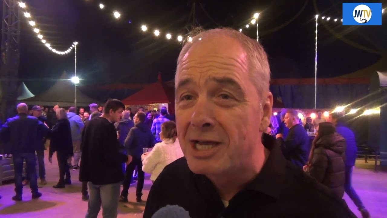 Dak eraf bij Oogstfeest in Kethel