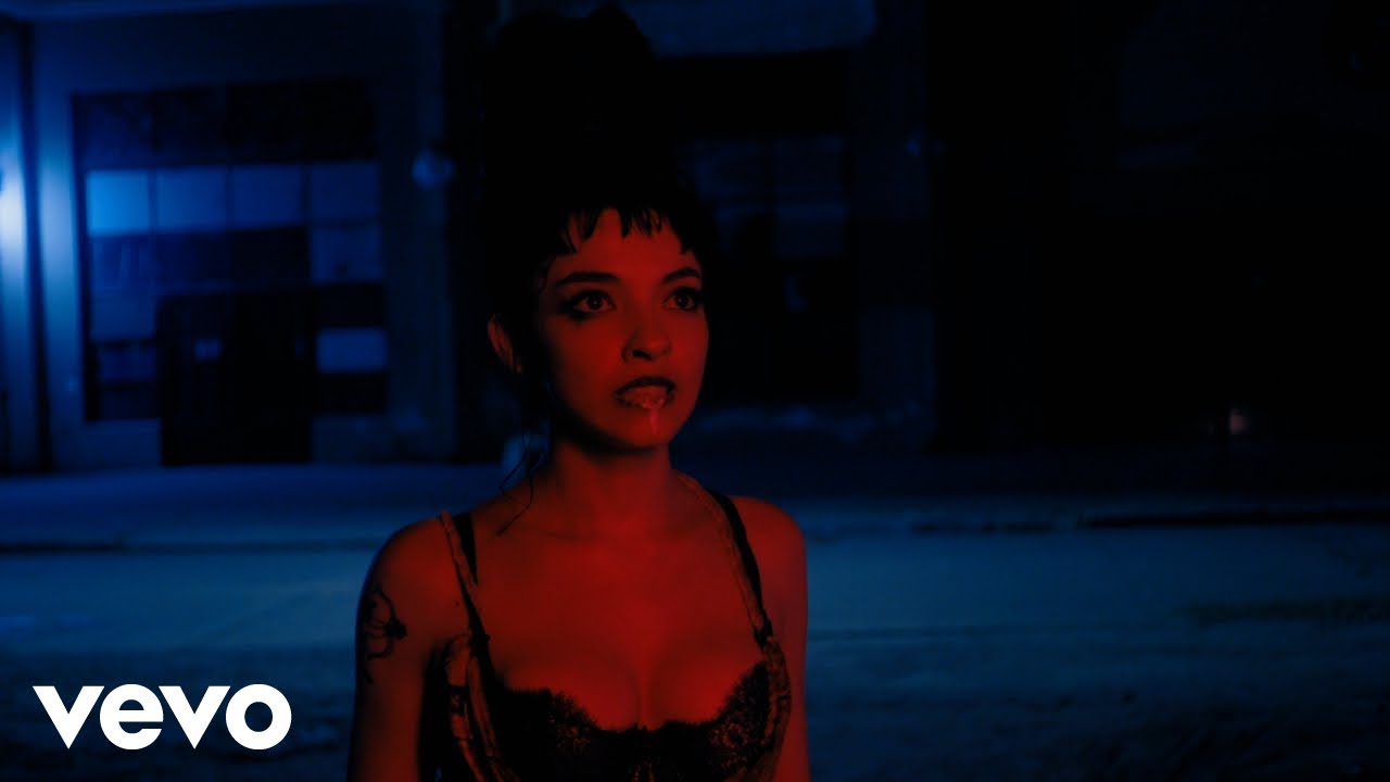 Juana Rozas - WANNA HOTEL (Official Video)