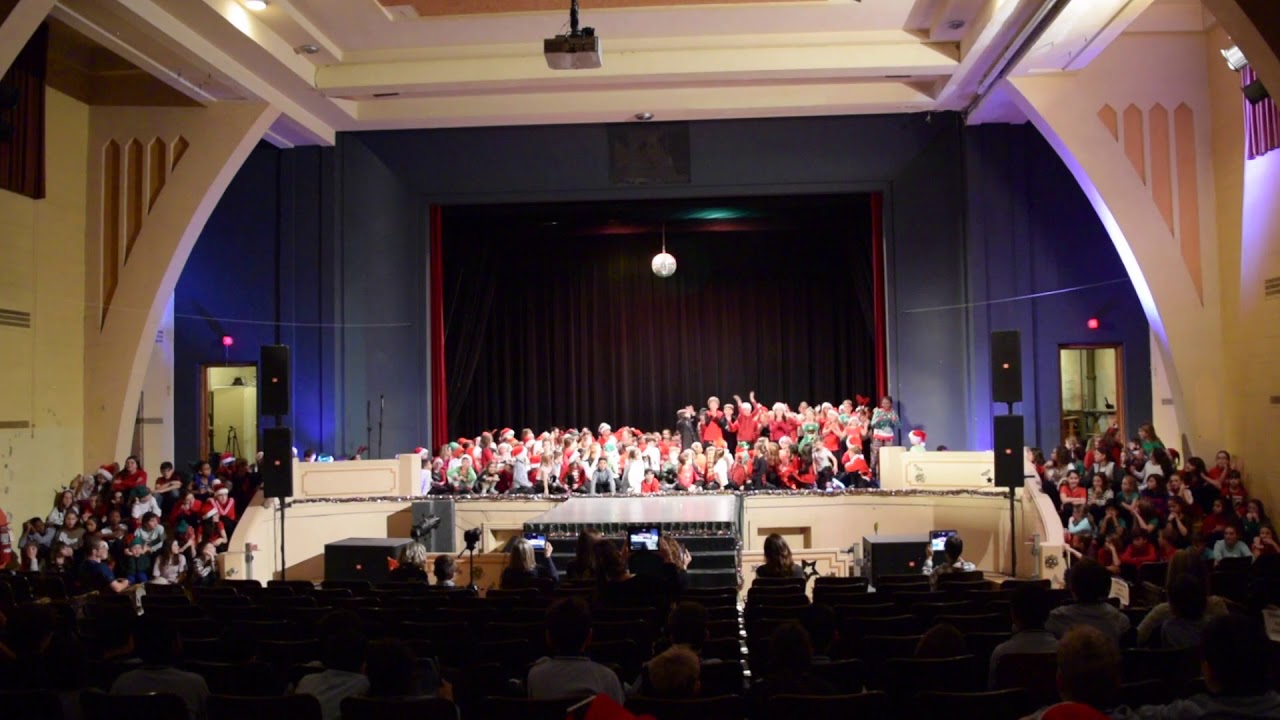 Numéro final du spectacle de danse de Noël du collège Bourget / décembre 2018