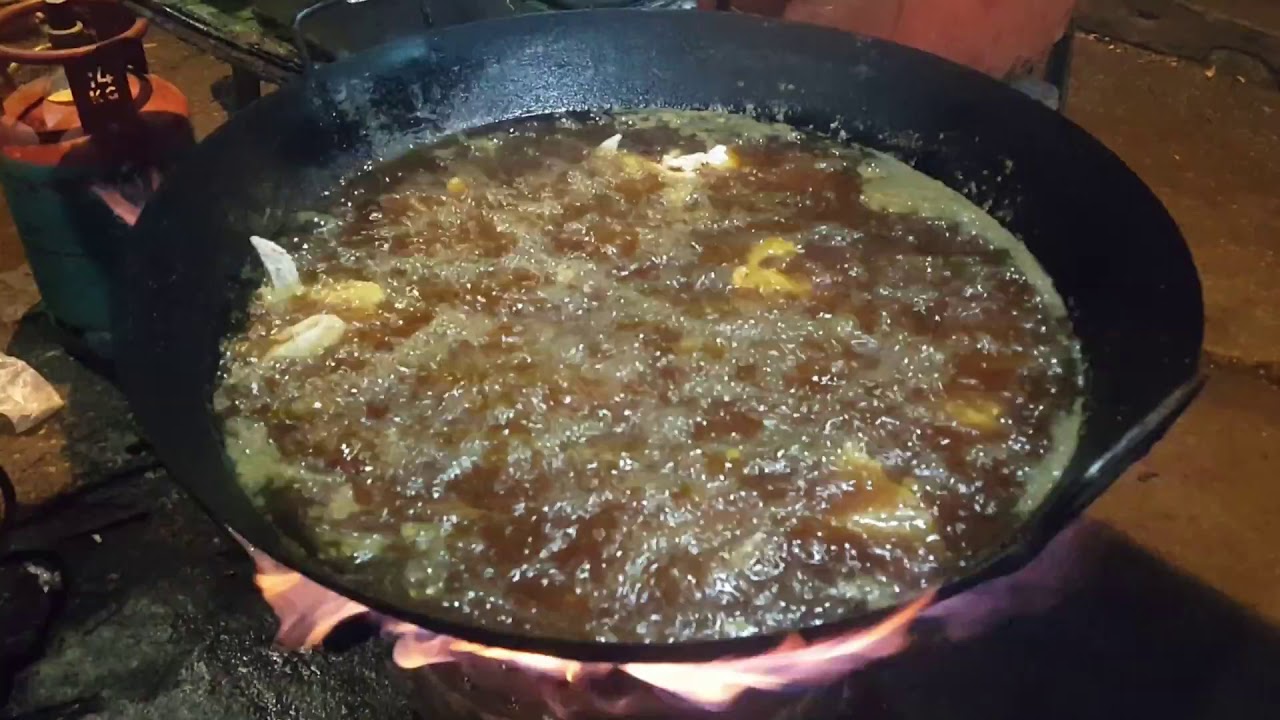 Super Crispy & Tasty Fried Chicken - Malaysia Street Food