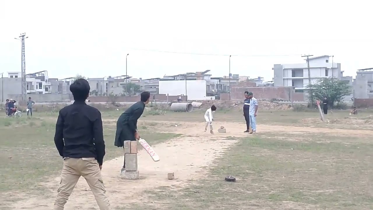 Khiladi cricket khel rahe hain 💝🫶💝