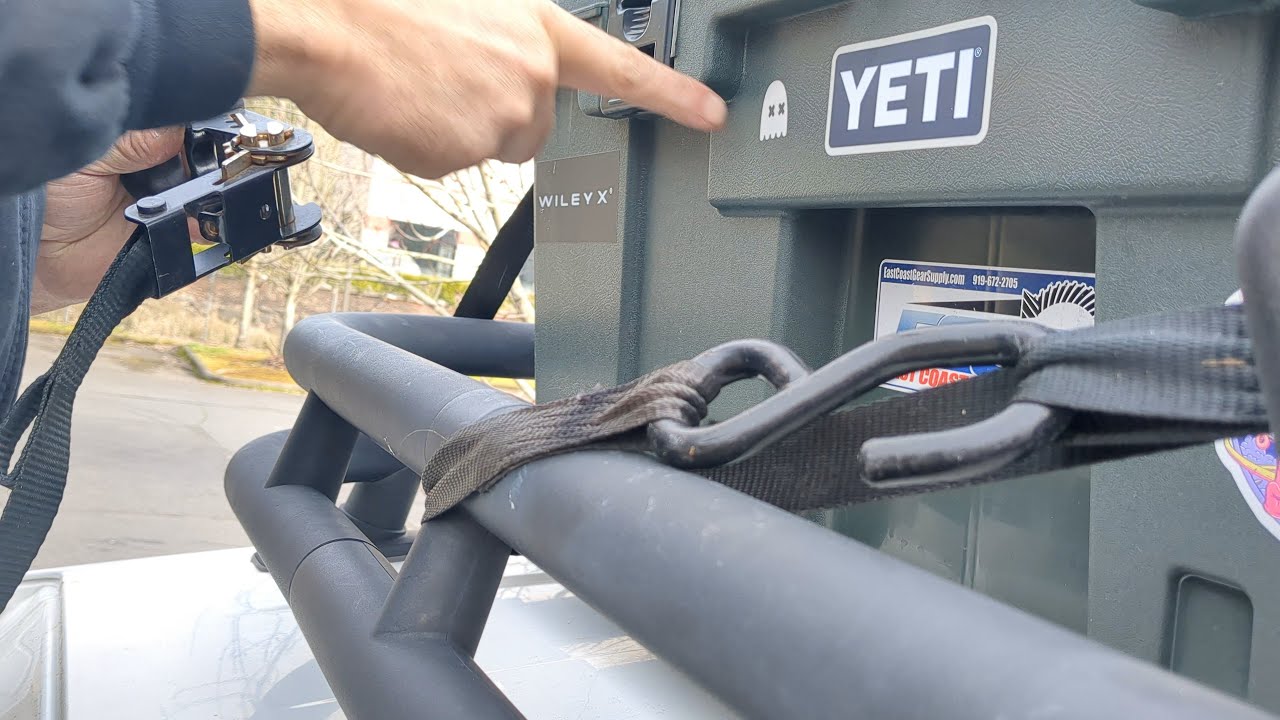 How to Secure Plano Trunk to FJ Cruiser Roof Rack