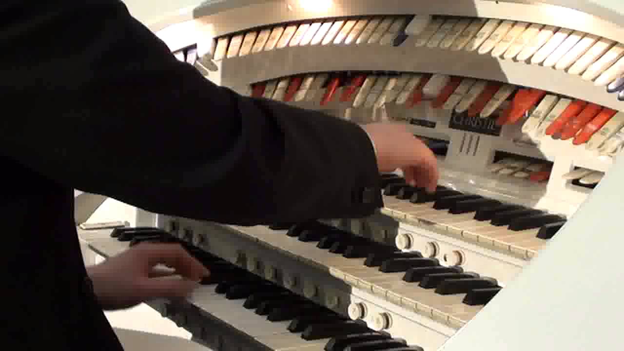 LIVE Theatre Organ Performance - Gershwin Selection on a Christie Cinema Organ