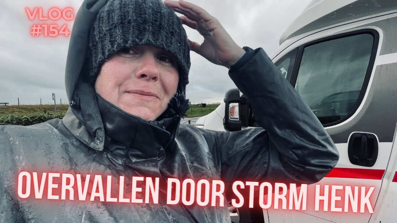 STORM HENK brengt narigheid met zich mee aan de Franse kust in Le Treport #154
