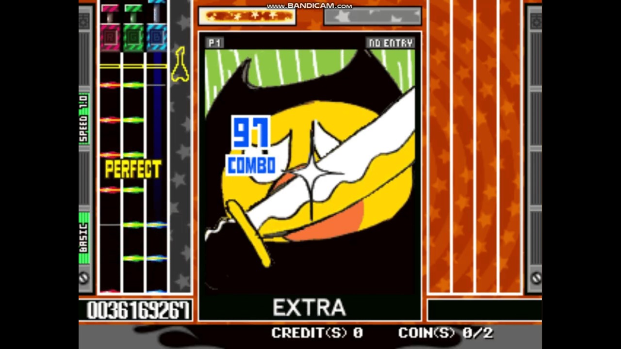 Guitar Freaks 11th mix Mame 0.283 Gameplay (Score: 52754900)
