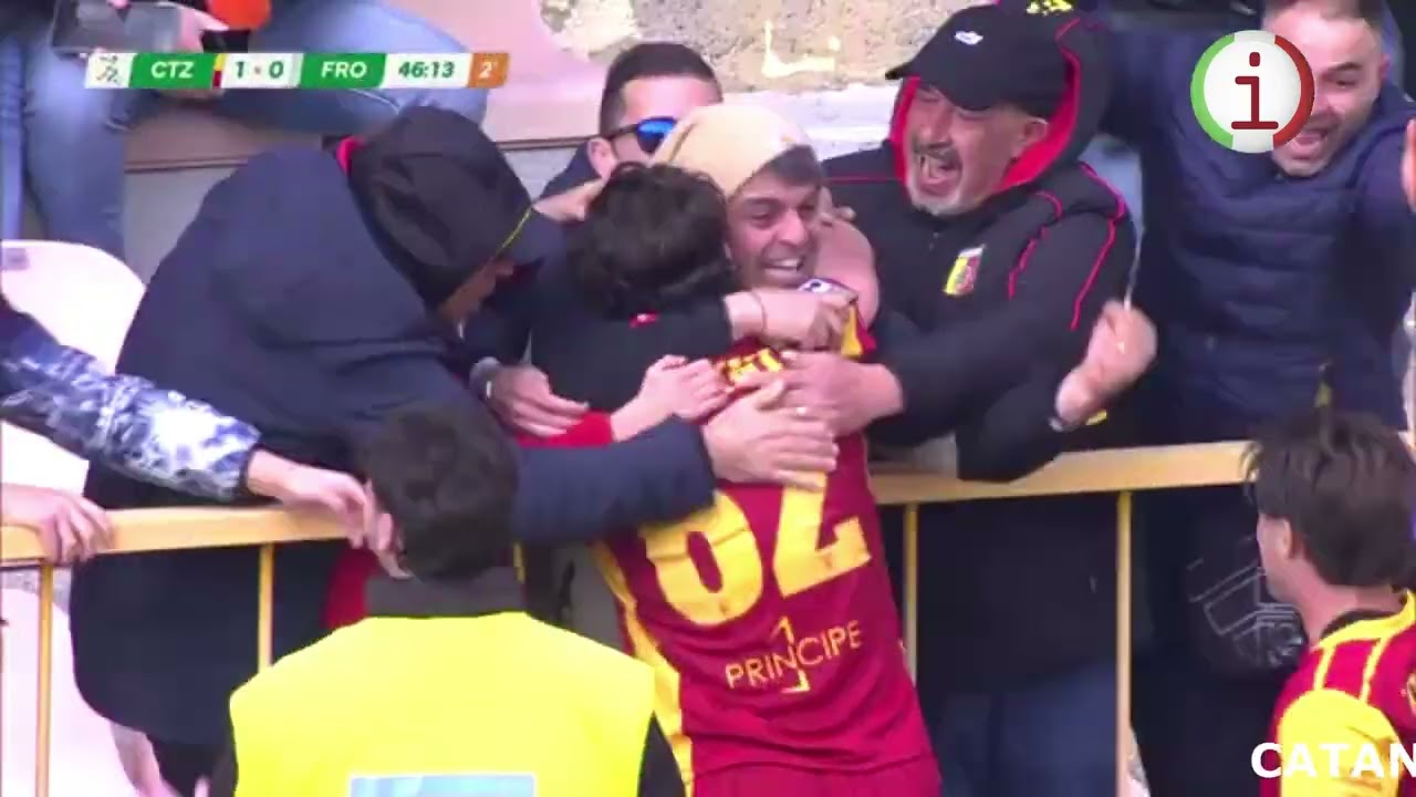 Frosinini e Liberali fanno esplodere il Ceravolo! Catanzaro-Frosinone 2-2 | Curva Capraro in delirio