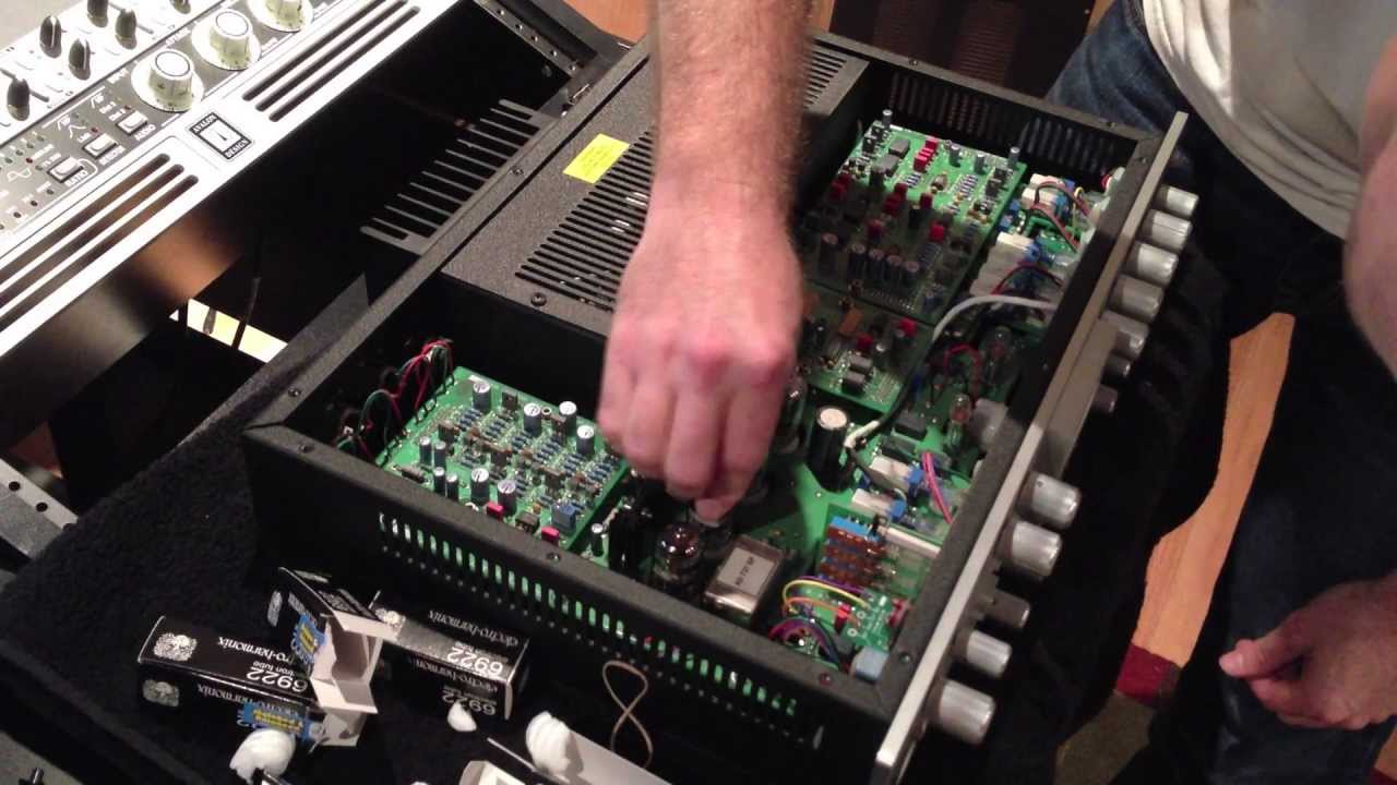 Mike Garrigan - Vlog 001 - How To Change Tubes on an Avalon 737